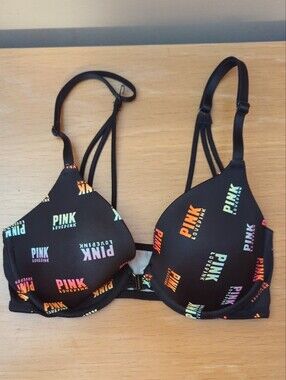 PINK Victoria's Secret C32 bra